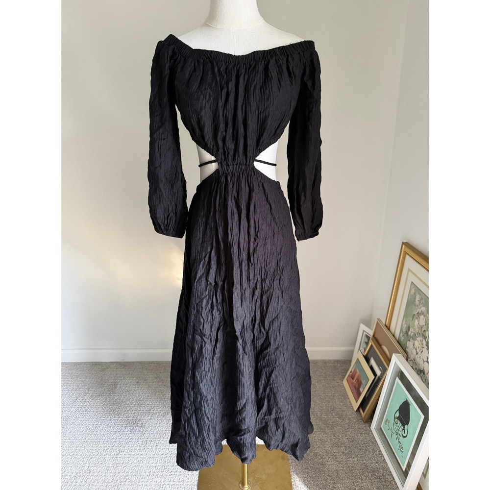 Astr Black Crinkled Midi Dress